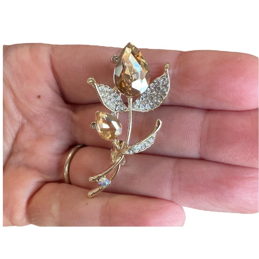 Flower Rose brooch pin with rhinestones champagne gold tone